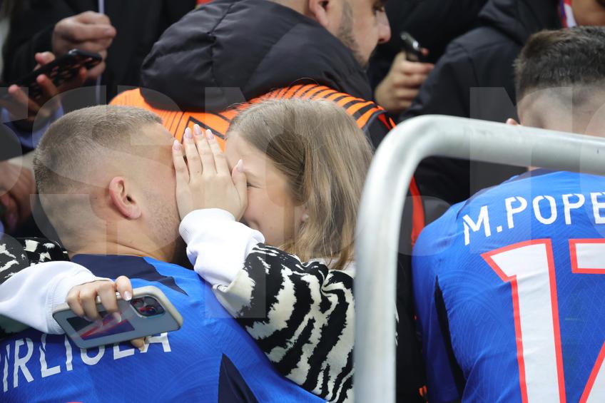 Antonia și Daniel Bîrligea, după FCSB - Manchester United 0-2. FOTO: Ionuț Iordache (GSP)