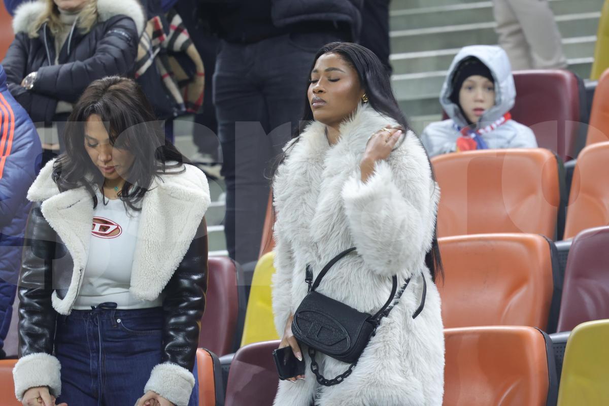 Mbali Malindi, iubita lui Siyabonga Ngezana, la meciul FCSB - Manchester United