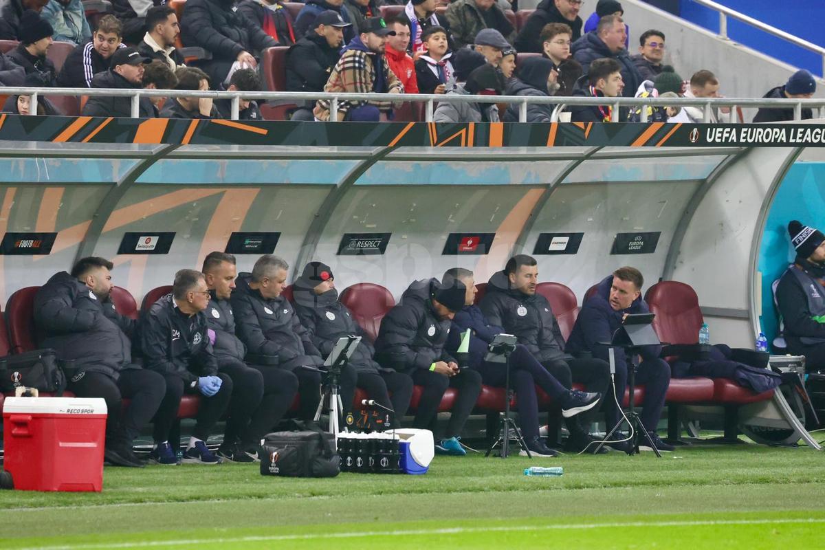Mihai Stoica, la superlativ despre un fotbalist din FCSB - Manchester United: „Face totul perfect! E mare, printre cei mai buni din lume”