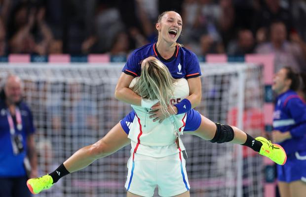 Încă o vedetă din „Liga Florilor” a semnat în prima ligă de handbal feminin a Ungariei: „Povestea e una scurtă!”