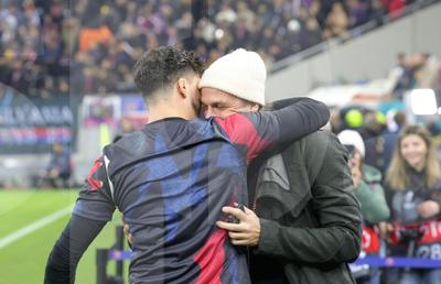 Îl recunoști? Apariție inedită la FCSB - Manchester United, duelul care a generat un interes fără precedent