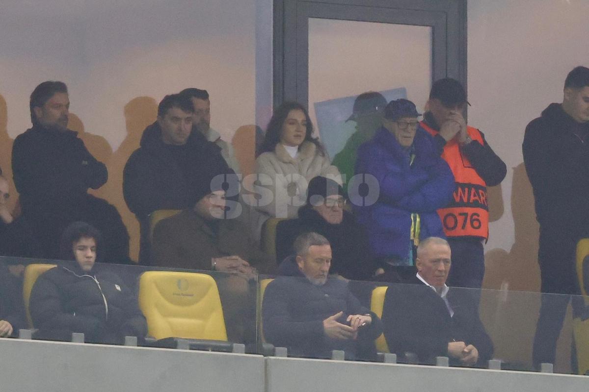 Teodora Becali și-a făcut apariția la Arena Națională, cu mai puțin de o oră înainte de FCSB - United