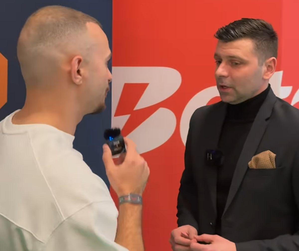 „Outfit check” cu Raul Rusescu înainte de FCSB - United