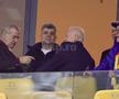Marcel Ciolacu, alături de Gigi Becali la FCSB - Manchester United, foto: Ionuț Iordache