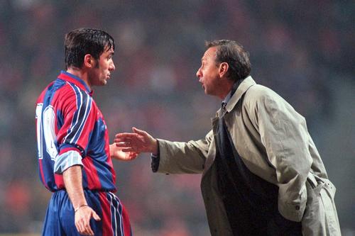 Gică Hagi și Johan Cruyff, pe vremea când românul juca la Barcelona (1994–1996) FOTO: Imago