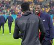 Joyskim Dawa și Andre Onana, înainte de FCSB - Manchester United / FOTO: Ionuț Iordache (GSP)