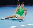 Carlos Alcaraz, triumfător în cea mai lungă semifinală din istoria Australian Open! Alexander Zverev a revenit de la 0-2 la seturi, dar nu s-a putut impune