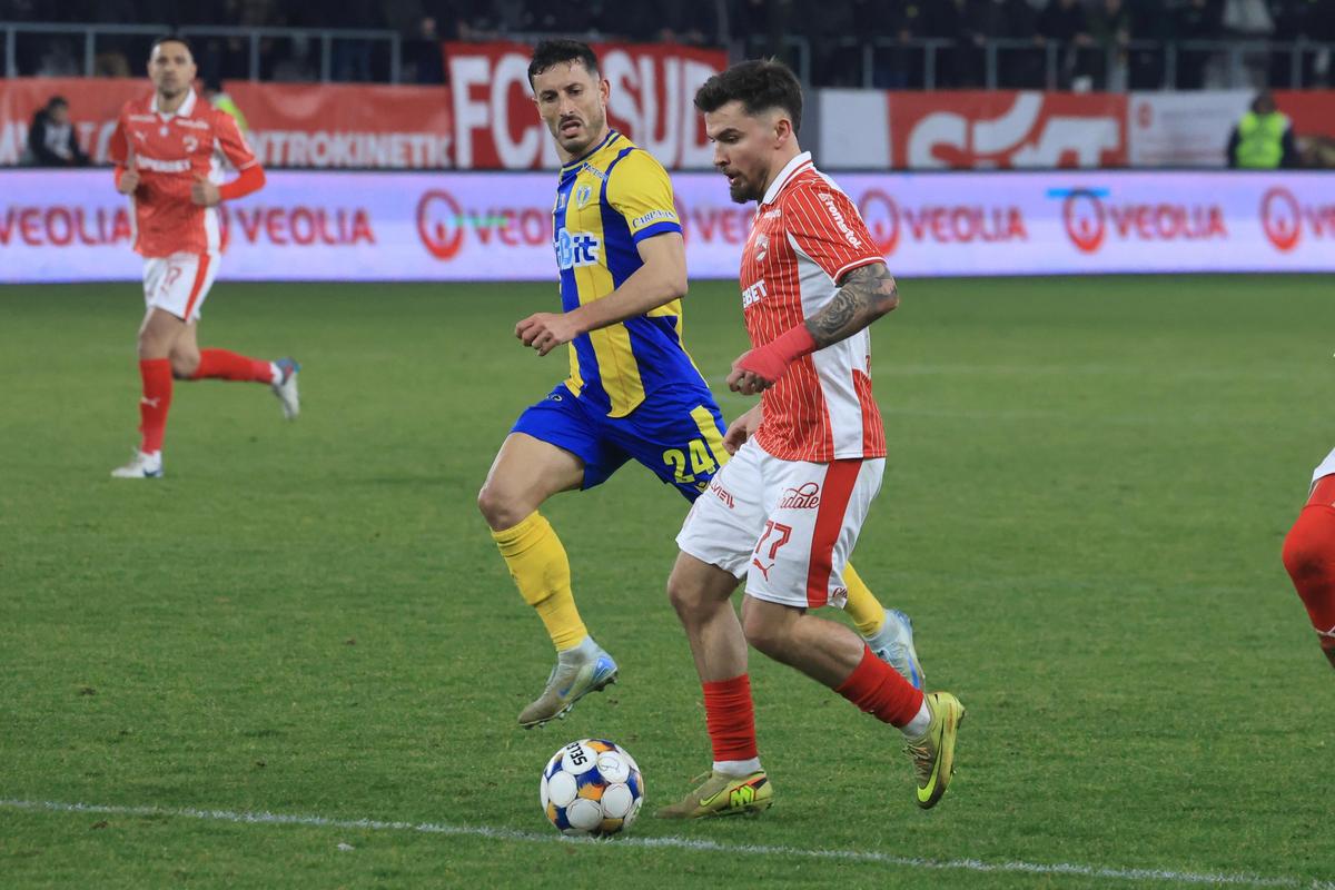 Veste proastă pentru Dinamo: titularul incontestabil s-a accidentat cu Petrolul » Cât va lipsi de pe teren
