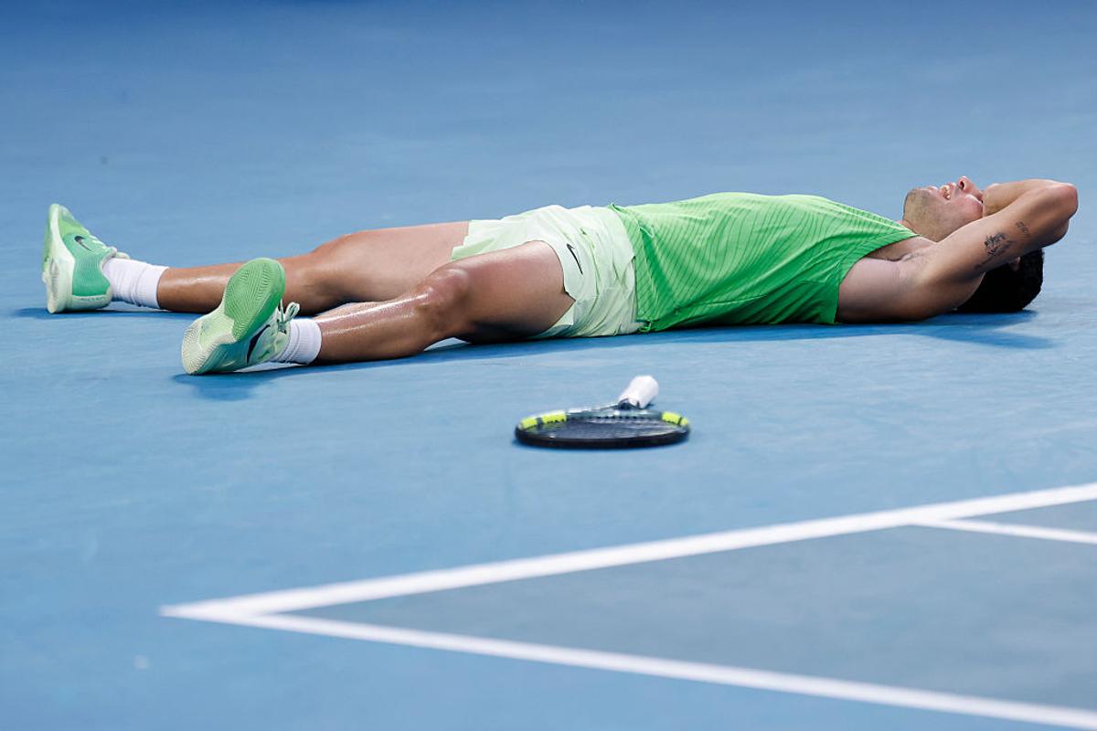 Carlos Alcaraz, triumfător în cea mai lungă semifinală din istoria Australian Open! Alexander Zverev a revenit de la 0-2 la seturi, dar nu s-a putut impune