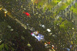 Momente sfâșietoare în Grecia » Sicriele cu fanii lui PAOK, morți în România, au ajuns pe stadion la Salonic