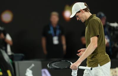 Jannik Sinner după înfrângerea în fața lui Novak Djokovic: „Doare!”