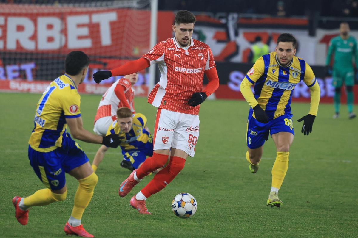 „Petrolul a tras de timp din primul minut” » A câștigat titluri cu Dinamo și acuză: „Ăsta e adevărul”