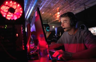 Competițiile de CS:GO, amânate! ESL One Rio Major va avea loc în noiembrie