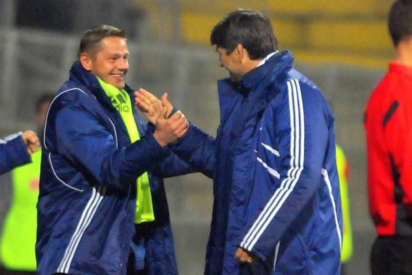 Martin Tudor și Victor Pițurcă au făcut parte din staff-ul Universității Craiova în 2010 // sursă foto: sportpictures.eu