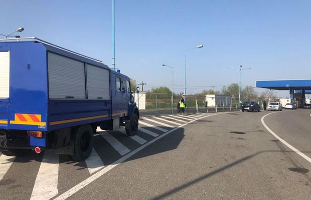 CORONAVIRUS. O femeie a murit în vama Nădlac » Cifre alarmante în județul Arad