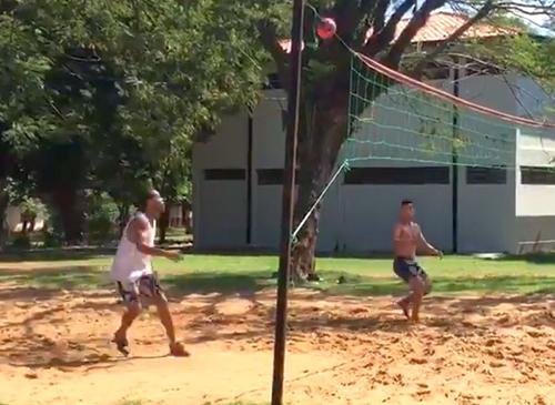 Ronaldinho stă după gratii la Asunción din 8 martie