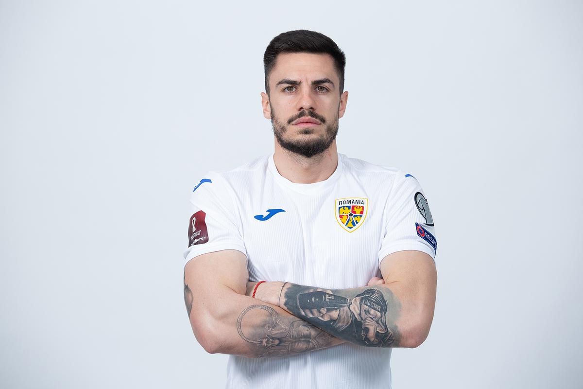 FOTO România schimbă din nou hainele » Echipament inedit contra Armeniei: déjà vu de pe vremea când Rădoi era pe teren