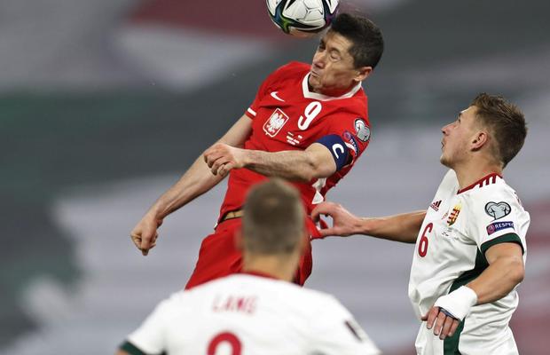 Focar în echipa Poloniei: încă doi jucători pozitivi înainte de partida cu Anglia. Lewa, out o lună!