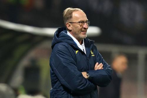 Oleksandr Petrakov nu vrea să primească un wild card din partea FIFA pentru a accede la turneul final din acest an și afirmă că echipa trebuie să ajungă în Qatar pe merit, în urma meciurilor de baraj. // foto: Imago