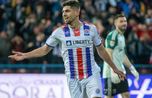 Zdrobită în prima repriză de Oțelul, CSA Steaua a marcat apoi degeaba două goluri. Clasamentul în play-off-ul din Liga 2