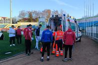 Transportat la spital, imediat după Botoșani - Poli Iași » S-a accidentat la o fază care nu anunța nimic