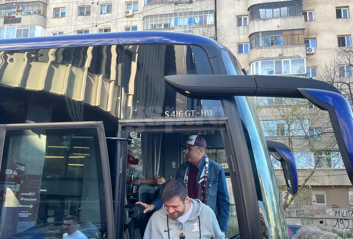 Ce a făcut Dan Șucu la finalul meciului care a spulberat șansele Rapidului la titlu » Reporterii GSP au oferit toate detaliile, pas cu pas, din deplasarea de la Craiova