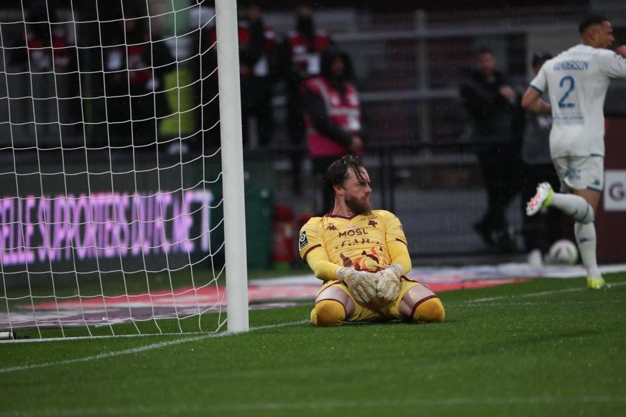 Alexandre Oukidja, învins de patru ori în această seară de cei de la AS Monaco / Foto: Imago Boloni își acuză portarul și l-ar putea amenda: „Ceea ce a făcut Oukidja în acest meci este o lipsă de respect!”
