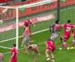 Fază controversată în derby-ul Dinamo - FCSB » Adrian Porumboiu și Marius Avram s-au pus de acord!