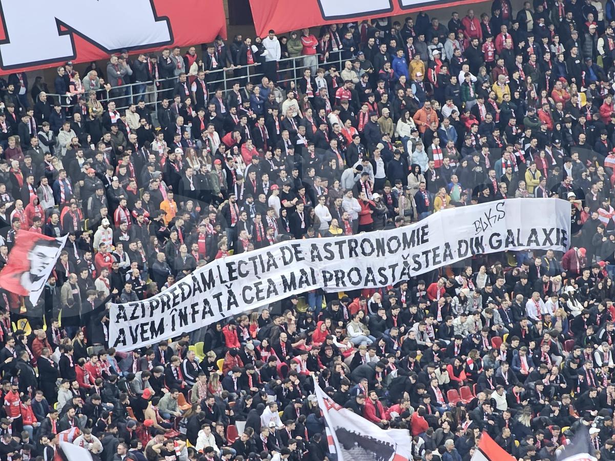 Dinamo - FCSB, imagini dinainte de meci + mesaje afișate în stadion