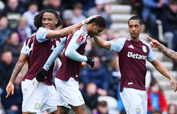 Marcus Rashford a spart gheața la Aston Villa » Atacantul englez a reușit o „dublă” și trupa lui Unai Emery s-a calificat în semifinalele FA Cup