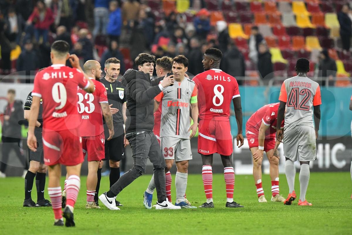 Mihai Stoica a revenit în miezul nopții cu o postare, după Dinamo - FCSB: „În rest, mi s-a părut un arbitraj echidistant”
