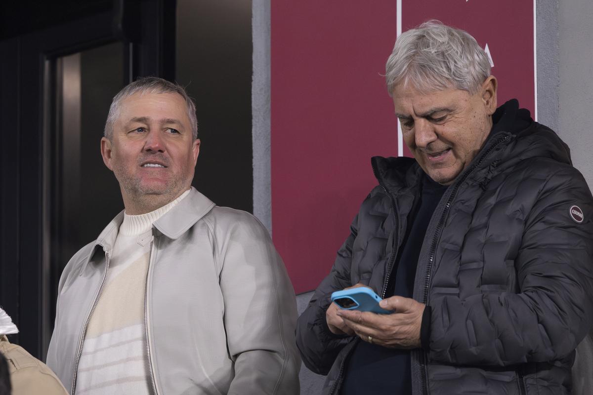 Mihai Rotaru, în tribune la Rapid - Universitatea Craiova 1-2