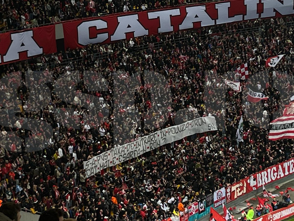 Dinamo - FCSB, imagini dinainte de meci + mesaje afișate în stadion