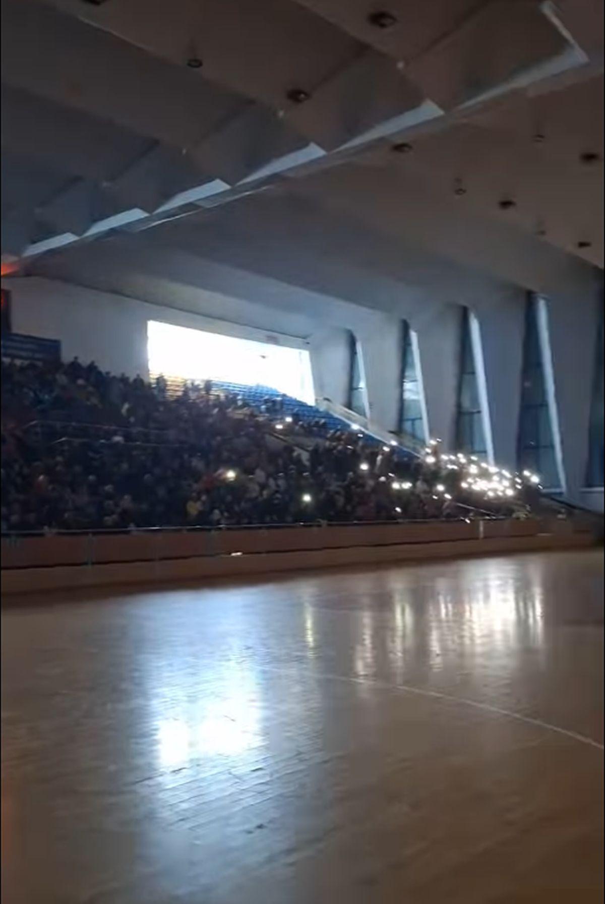 Fanii de la Bacău, revoltați că vor rămâne fără sport