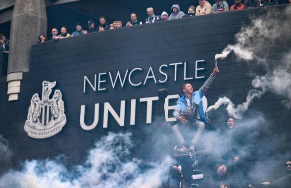 Imagini epice de la parada lui Newcastle! Peste 300.000 de oameni pe străzi