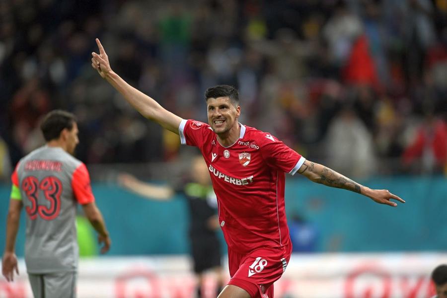 Stipe Perica, după golul marcat în poarta FCSB-ului / foto: Eduard Vînătoru Condamnat să plece după Dinamo - FCSB? „Îl va costa”