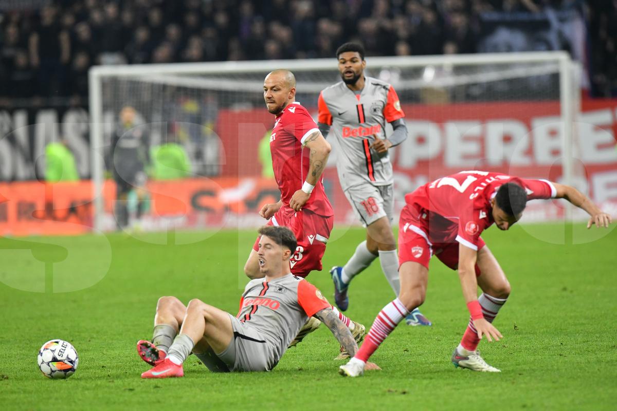 Mihai Stoica a revenit în miezul nopții cu o postare, după Dinamo - FCSB: „În rest, mi s-a părut un arbitraj echidistant”