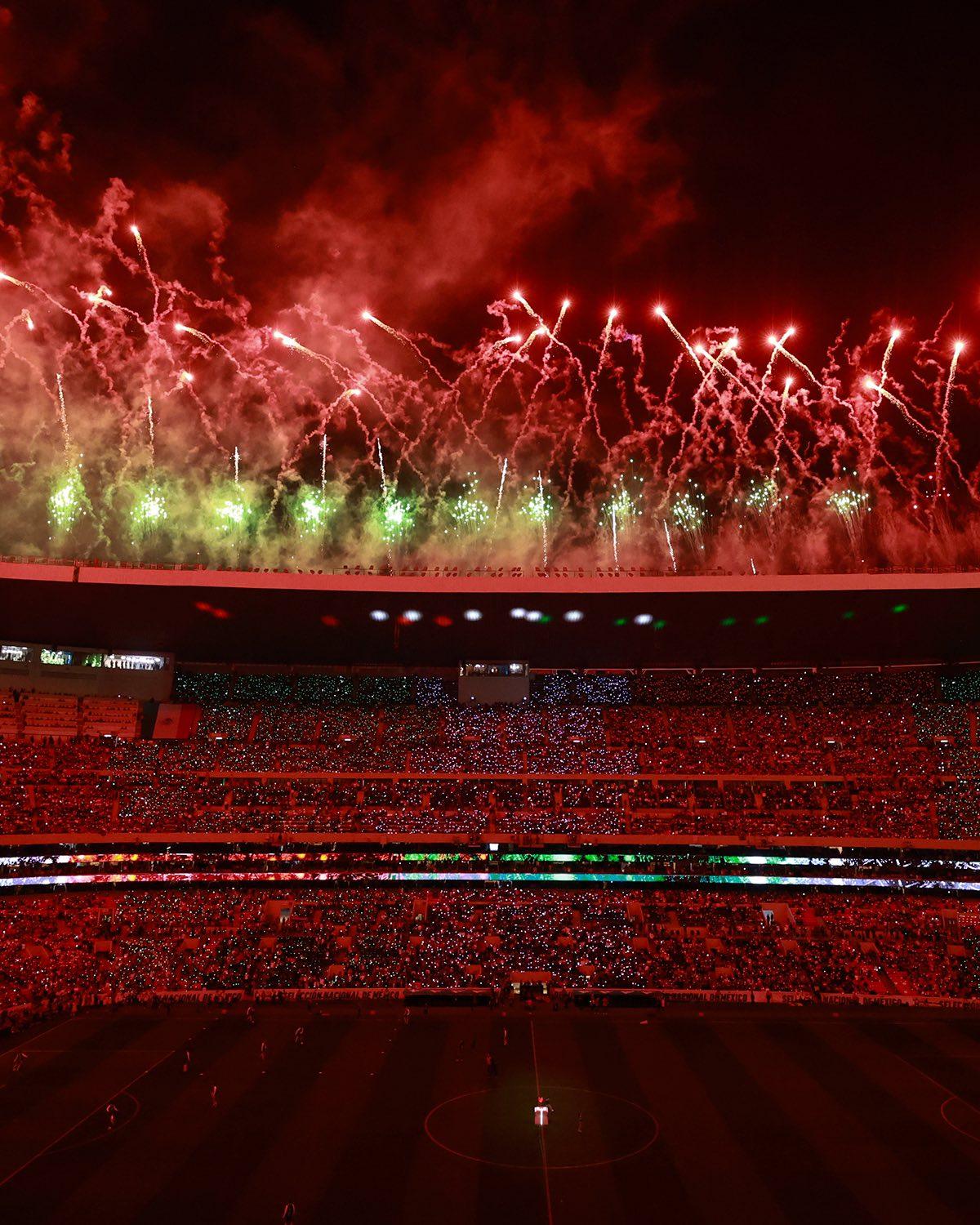 Au inaugurat „noul Azteca” » Imagini ca în jocurile video cu stadionul de la Cupa Mondială 2026
