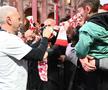 Imagini de senzație! Au promovat în Serie B după 26 de ani și au scos 30.000 de oameni în stradă