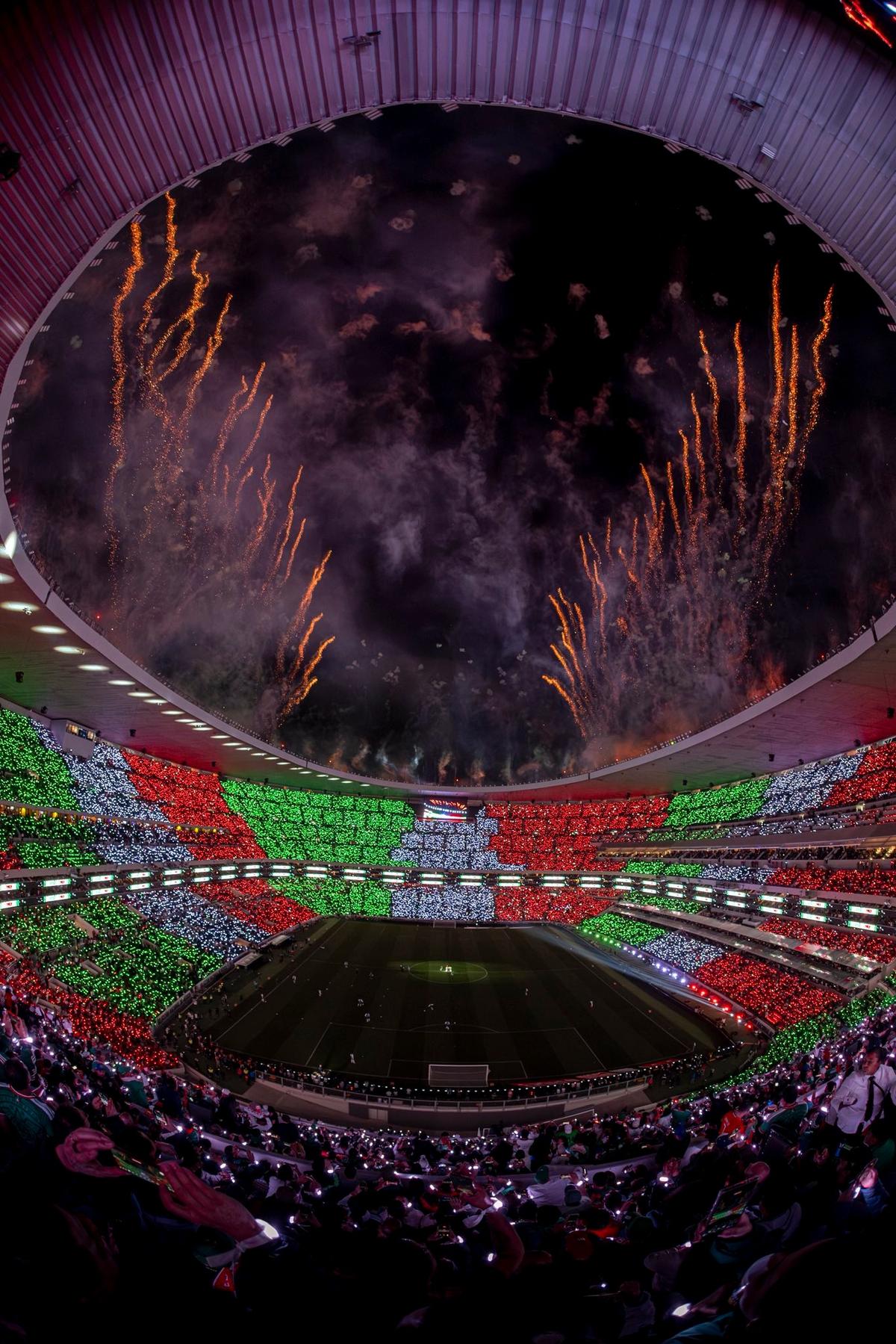 Au inaugurat „noul Azteca” » Imagini ca în jocurile video cu stadionul de la Cupa Mondială 2026