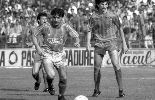 Gică Hagi, vedetă la Steaua, era prieten bun cu Dragoș Anghel, fiul conducătorului de la Dinamo.