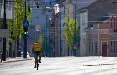 Orașul din România care a interzis circulația mașinilor pe 1 și 2 mai