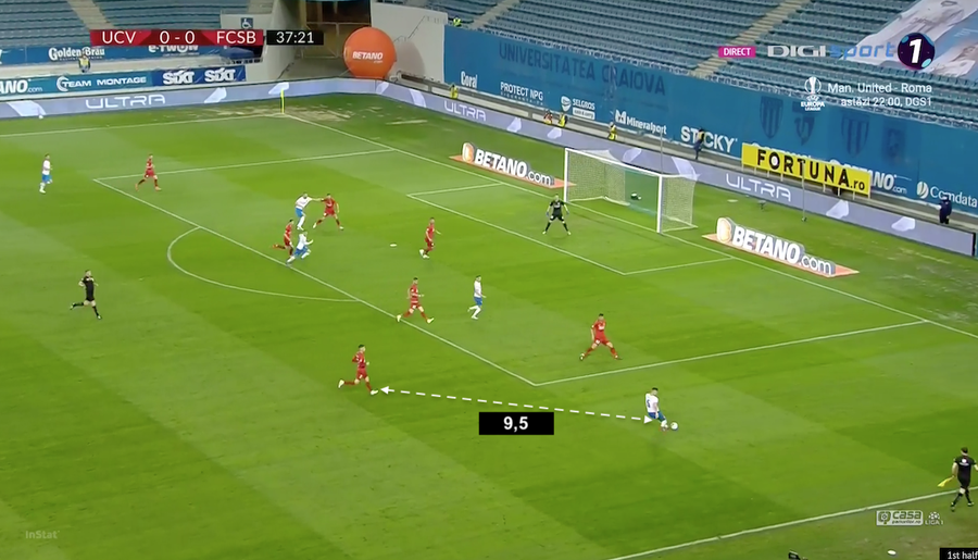 Când Vătăjelu centrează, Popescu e foarte departe. Așa apare pasa de gol Cicâldău, scăpat între Șut și Miron Prea cruzi, prea puțini, prea relaxați