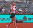 Lovitură uluitoare reușită de Halep în meciul cu Badosa! Chiar și fanii adversarei au aplaudat-o în picioare