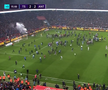 Ce nebunie! Trabzonspor a câștigat primul titlu după aproape 40 de ani » Fanii au intrat pe teren înainte de finalul meciului