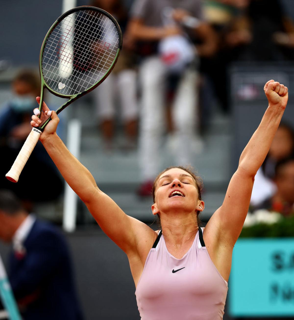 Halep, prestație măiastră și calificare în „optimi” la Madrid! Badosa, lacrimi de frustrare pe zgura de acasă
