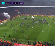 Ce nebunie! Trabzonspor a câștigat primul titlu după aproape 40 de ani » Fanii au intrat pe teren înainte de finalul meciului