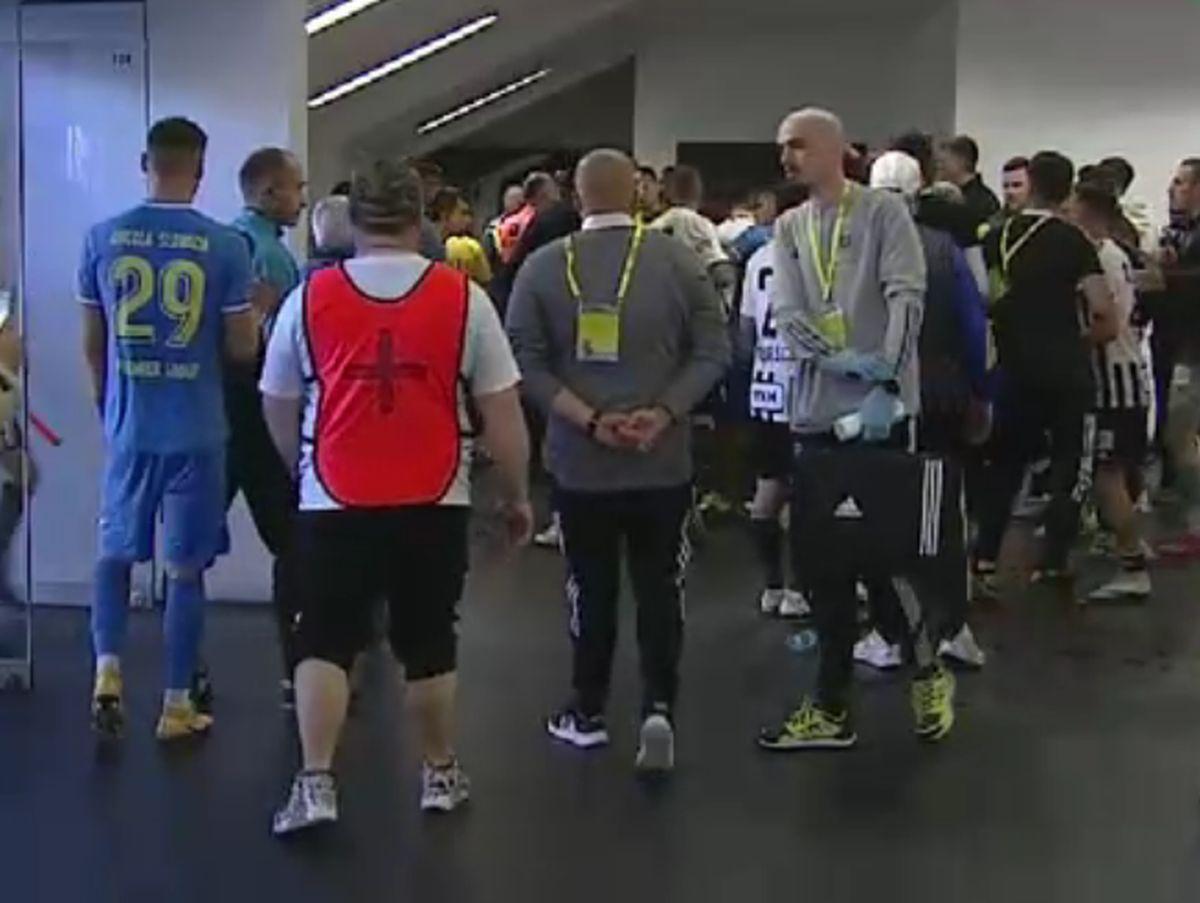 Incredibil! Adrian Mihalcea: „Am luat pumni la finalul meciului U Cluj - Slobozia!”