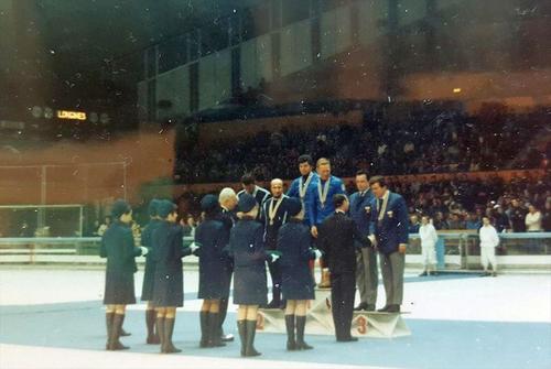 Festivitatea de premiere cu Panțuru și Neagoe pe treapta a treia a podiumului FOTO COSR