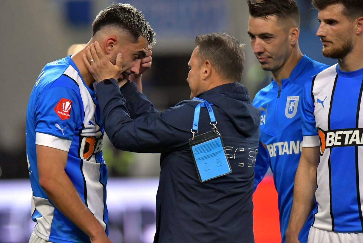 Imagini surprinse imediat după fluierul final: primul om de pe banca FCSB-ului care a mers la Andrei Ivan